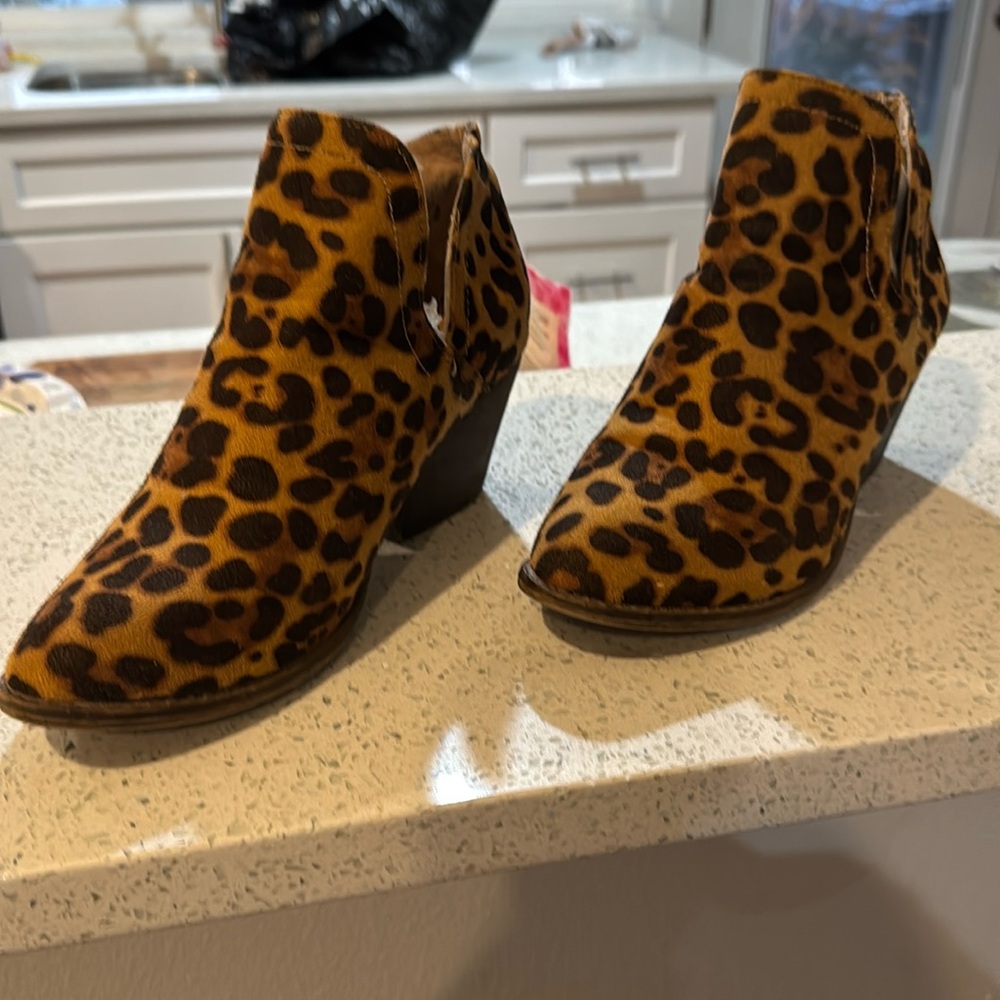Leopard booties
